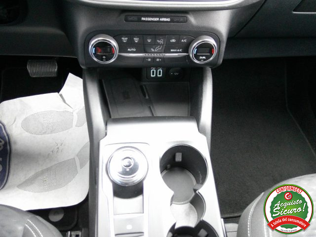 FORD Kuga usata, con Autoradio digitale