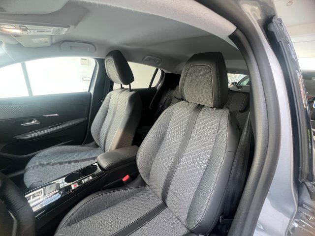 PEUGEOT 208 usata, con MP3