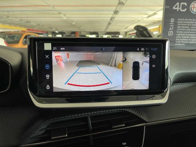 PEUGEOT 2008 usata, con Sensore di luce