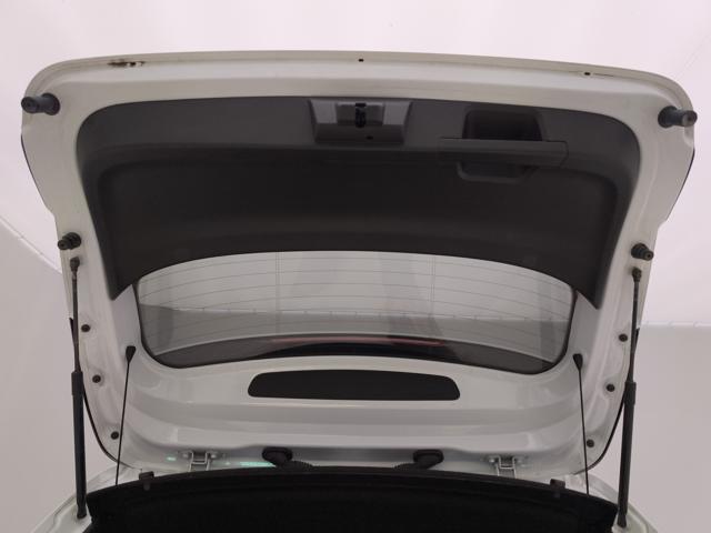 RENAULT Clio usata, con USB