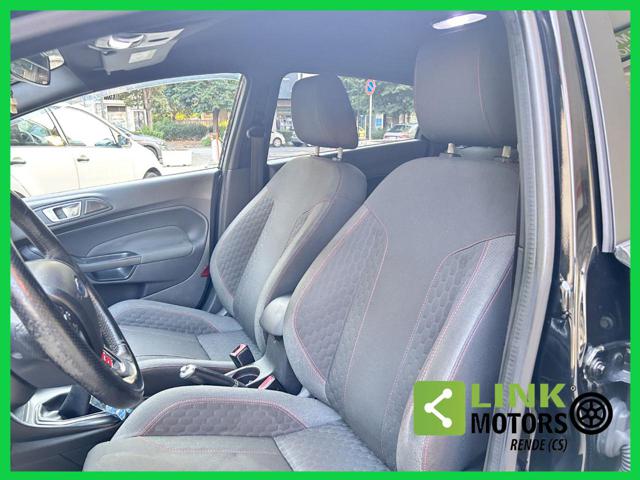 FORD Fiesta usata, con Sedile posteriore sdoppiato