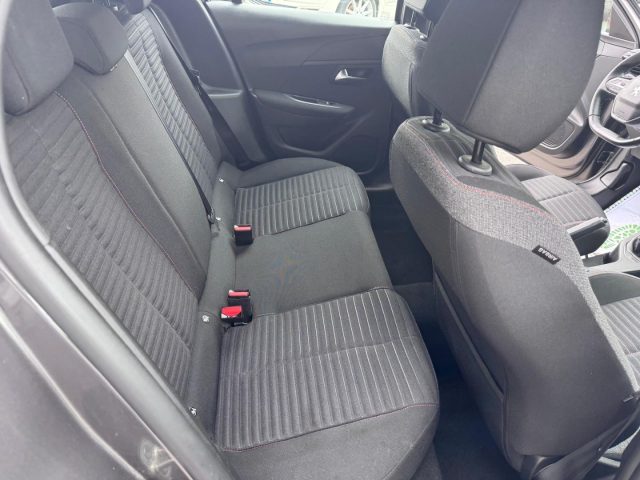 PEUGEOT 208 usata, con Sedile posteriore sdoppiato