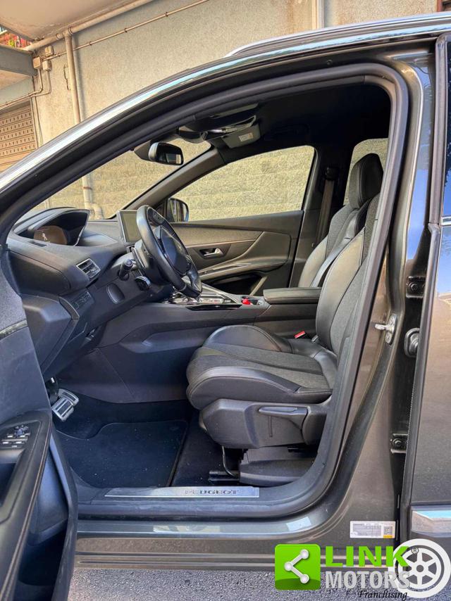 PEUGEOT 3008 usata, con Park Distance Control