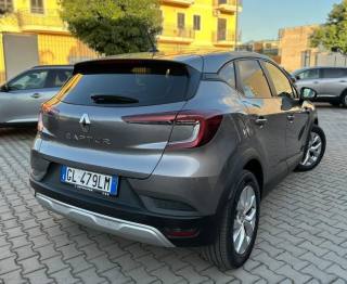 RENAULT Captur usata, con Autoradio