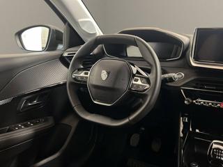 PEUGEOT 208 usata, con Sedile posteriore sdoppiato