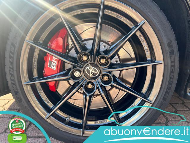TOYOTA Yaris usata, con Volante in pelle
