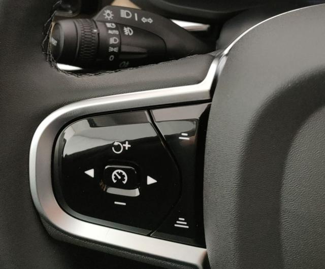 VOLVO XC60 usata, con Sedili riscaldati