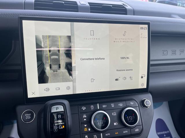 LAND ROVER Defender usata, con Autoradio