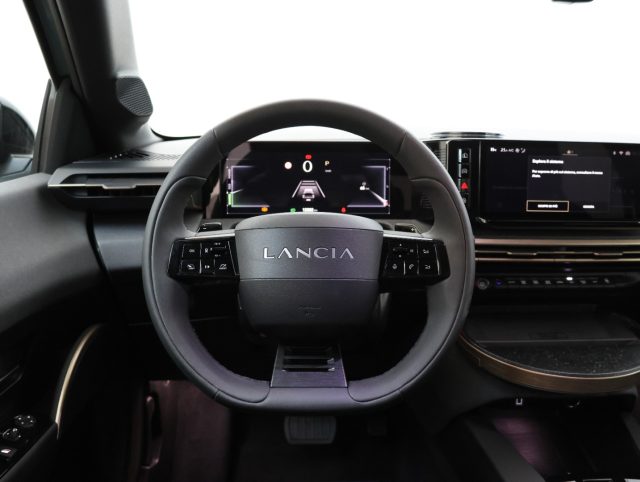 LANCIA Ypsilon usata, con Servosterzo