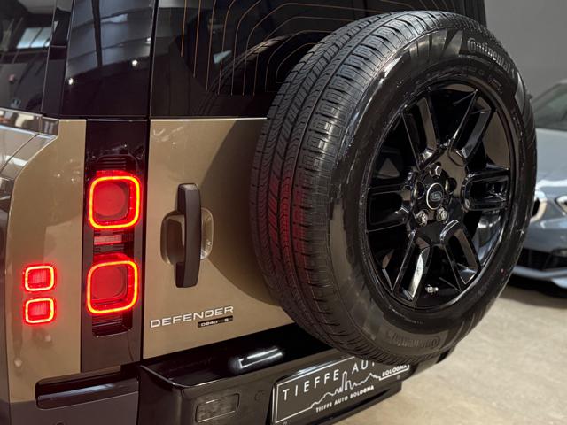 LAND ROVER Defender usata, con Luci diurne LED