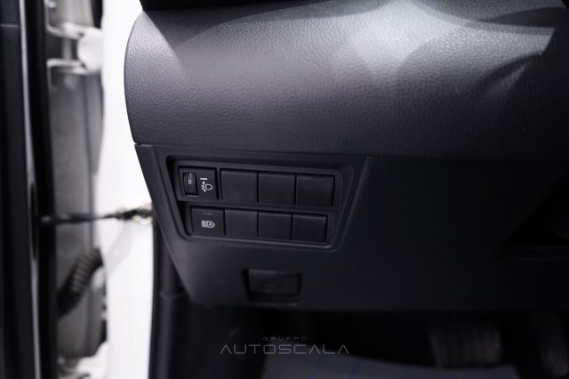 TOYOTA Yaris usata, con Servosterzo
