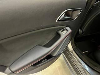 MERCEDES-BENZ CLA 200 usata, con Servosterzo