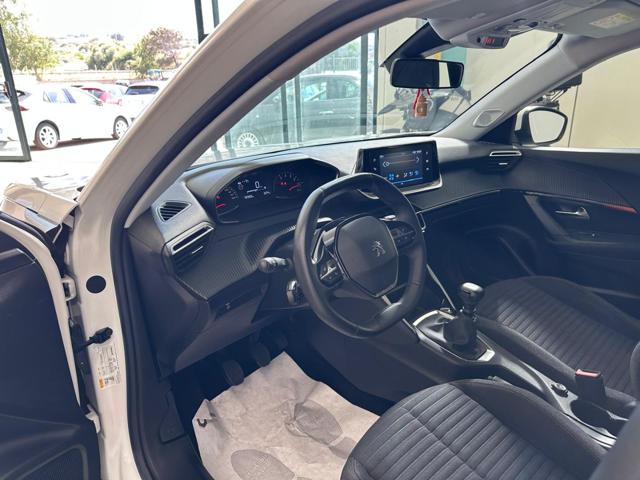 PEUGEOT 2008 usata, con Park Distance Control
