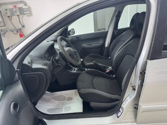 PEUGEOT 206 usata, con Climatizzatore