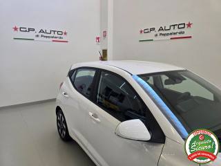 HYUNDAI i10 usata 26