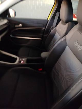 JEEP Avenger usata, con Autoradio digitale