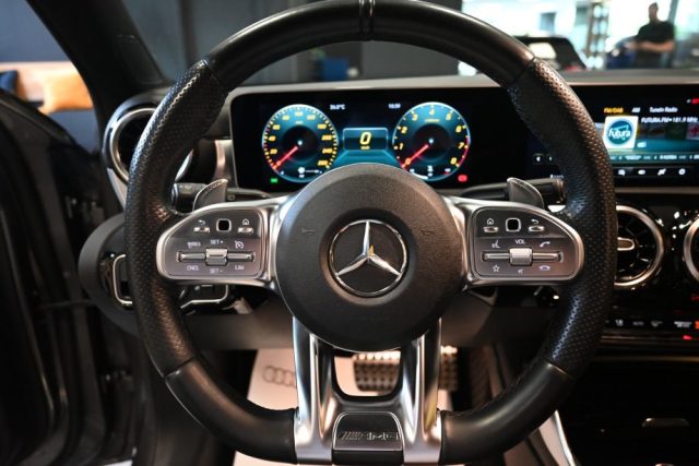 MERCEDES-BENZ A 35 AMG usata 104