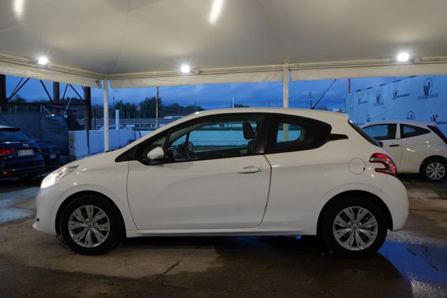 PEUGEOT 208 usata, con Airbag laterali