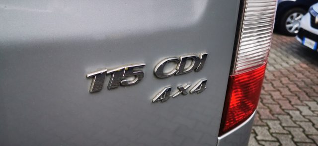 MERCEDES-BENZ Viano usata 14