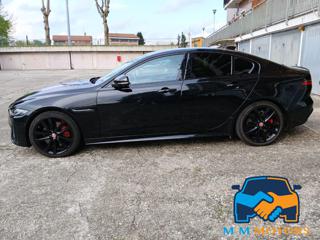 JAGUAR XE usata, con Boardcomputer