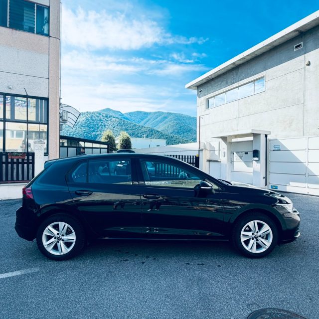 VOLKSWAGEN Golf usata, con Airbag