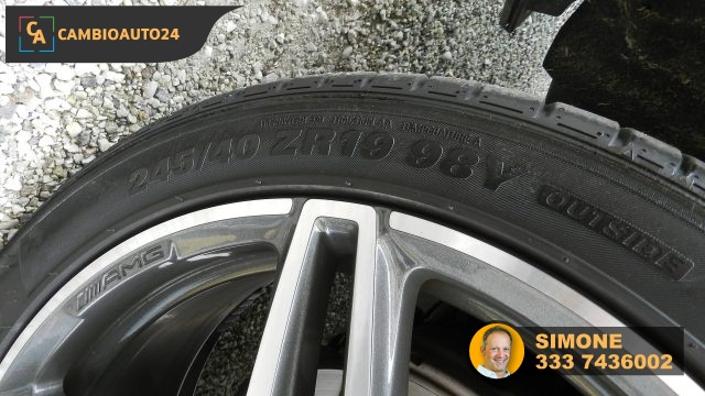 MERCEDES-BENZ E 220 usata 126