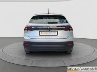 VOLKSWAGEN Taigo usata, con Autoradio