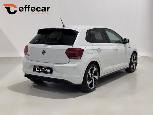 VOLKSWAGEN Polo usata, con Autoradio