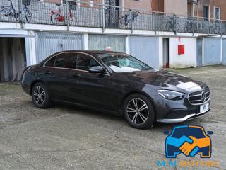 MERCEDES-BENZ E 220 usata, con Airbag laterali