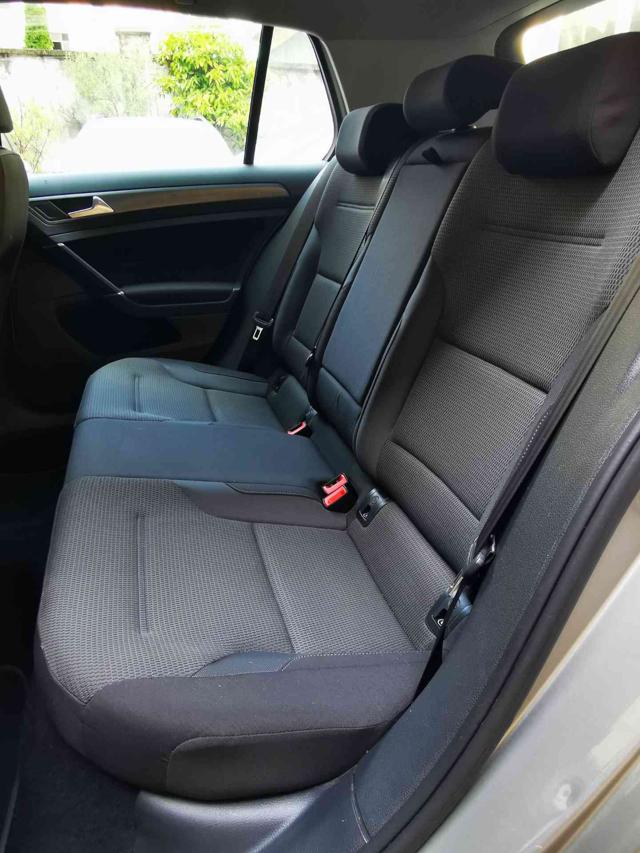 VOLKSWAGEN Golf usata, con ESP