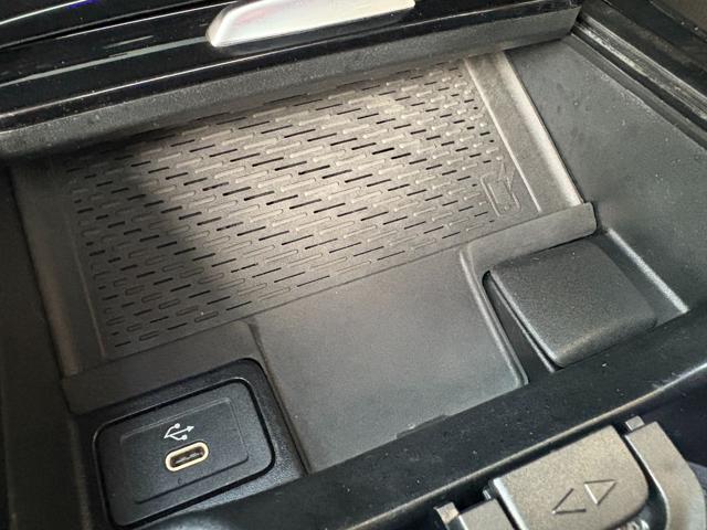 MERCEDES-BENZ A 180 usata, con Leve al volante