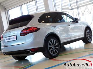 PORSCHE Cayenne usata, con Vivavoce