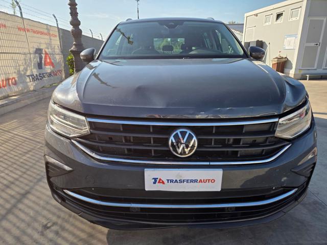 VOLKSWAGEN Tiguan usata, con Chiusura centralizzata