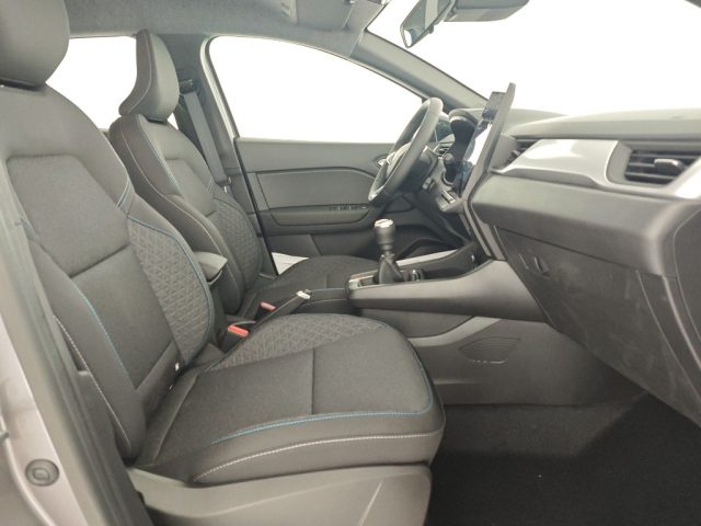 RENAULT Captur usata, con Bracciolo