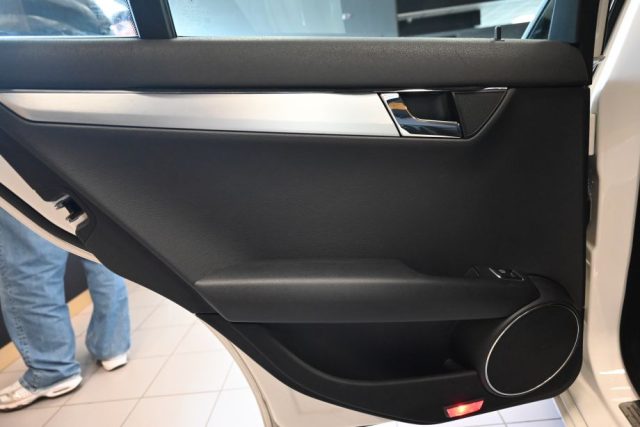 MERCEDES-BENZ C 200 usata 52