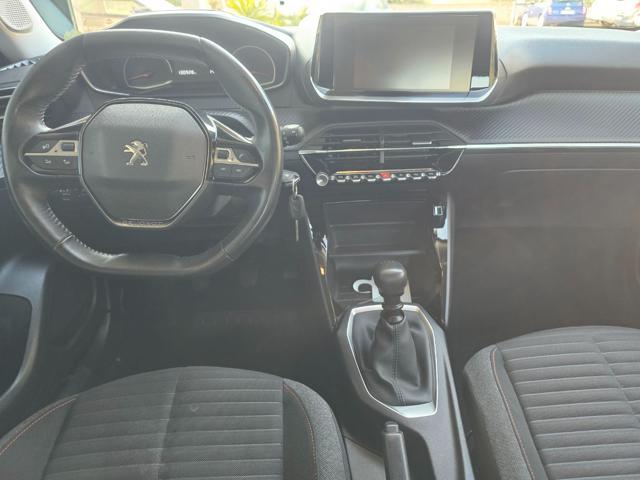 PEUGEOT 2008 usata, con Autoradio