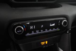 TOYOTA Yaris usata 8