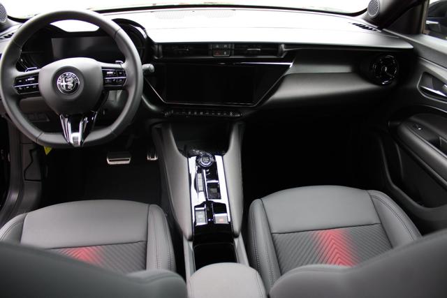 ALFA ROMEO Junior usata, con Park Distance Control