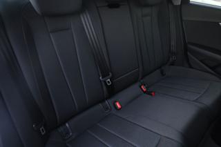 AUDI A4 usata, con Luci diurne