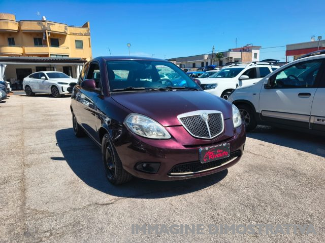 LANCIA Ypsilon usata, con Airbag