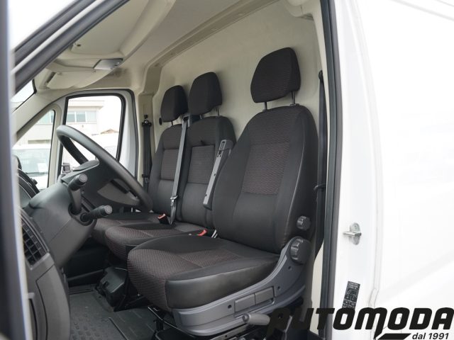 PEUGEOT Boxer usata, con Servosterzo