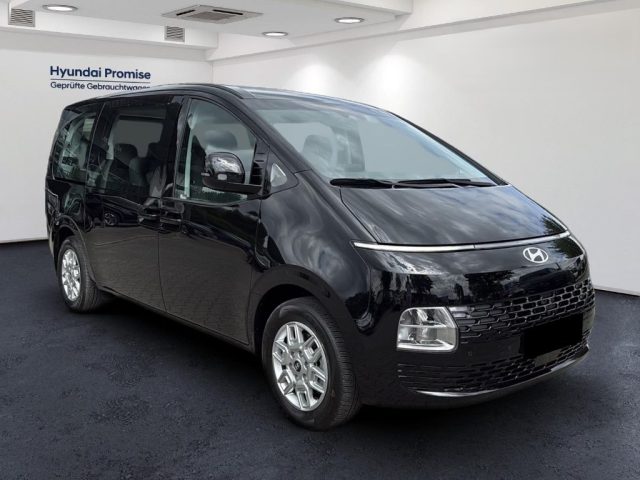 HYUNDAI Staria usata, con Airbag laterali