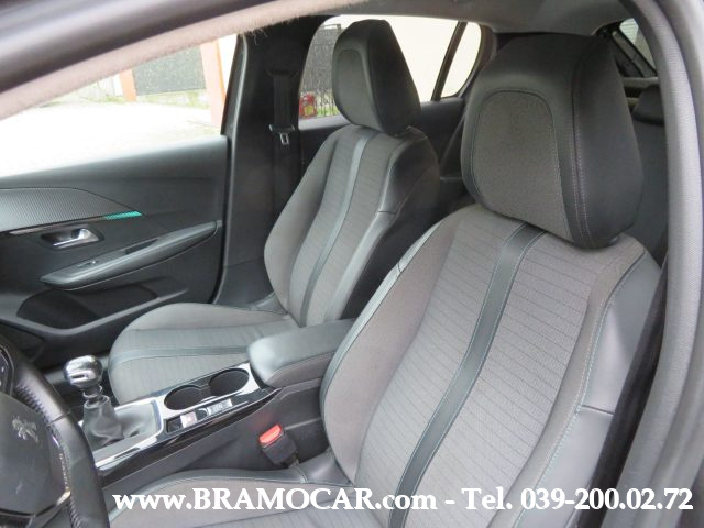 PEUGEOT 208 usata, con Touch screen