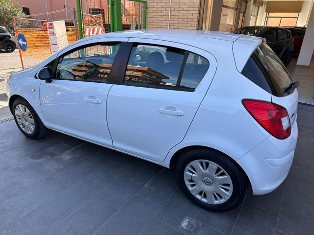 OPEL Corsa usata, con Controllo trazione