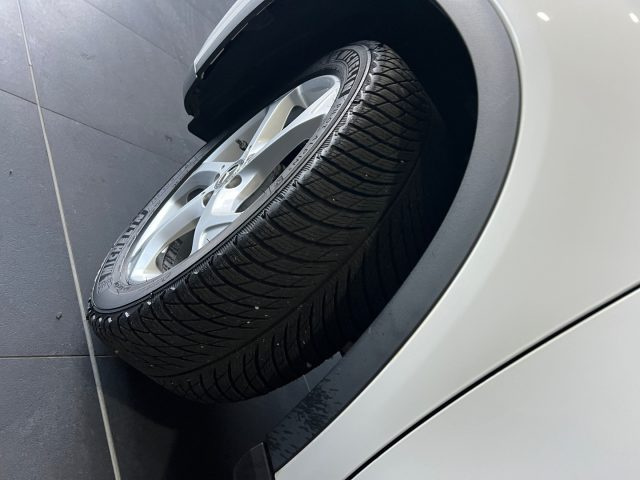 MERCEDES-BENZ GLA 200 usata, con Controllo trazione