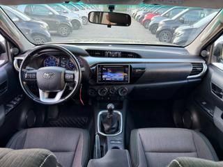 TOYOTA Hilux usata, con USB