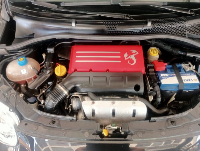 ABARTH 595 usata, con Sensori di parcheggio posteriori