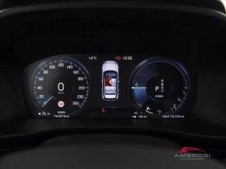 VOLVO XC40 usata 12