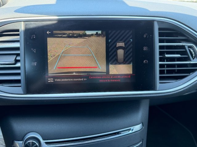 PEUGEOT 308 usata, con Fari LED