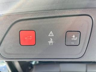 PEUGEOT 3008 usata, con Controllo automatico clima